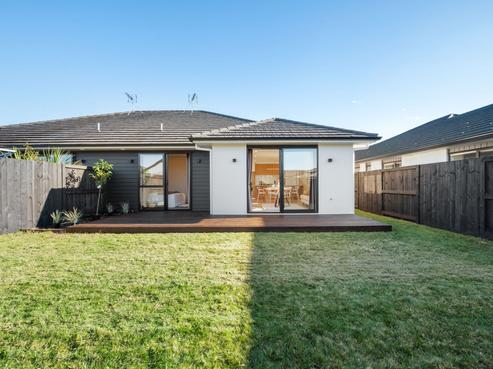 1/24 Maggie Place, Chartwell