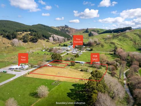 6 Charles Street, Tinui
