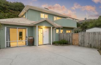 20A Bowes Crescent, Strathmore Park