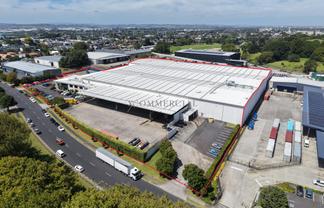 14,900sqm Warehouse + Corporate HQ