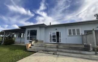 50 Simm Road, Weston