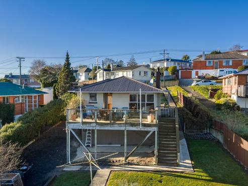 203 Mulford Street, Concord