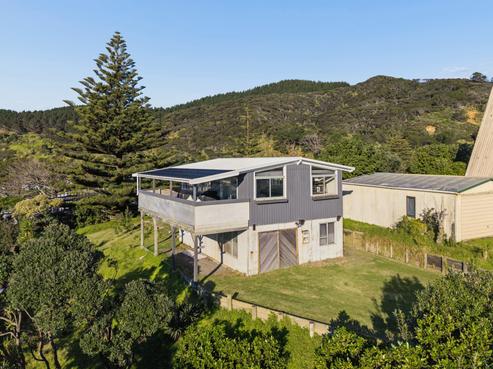 14 Ocean View Road, Port Waikato