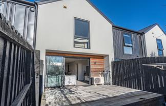 13/27 New Brighton Road, Shirley