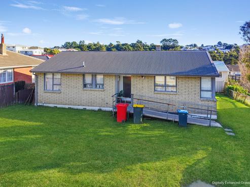 347 Warspite Avenue, Waitangirua