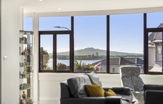 1/10 Shelly Beach Road, Saint Marys Bay