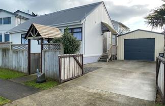 214 Puriri Street, Castlecliff
