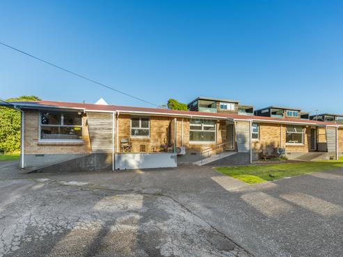444A Devon Street East, Strandon