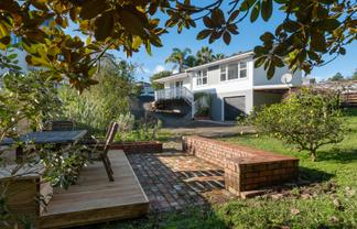 8 Silver Birch Rise, Henderson