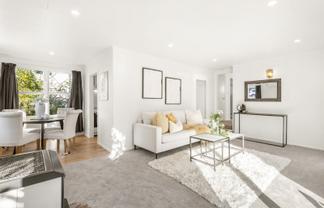 8 Silver Birch Rise, Henderson