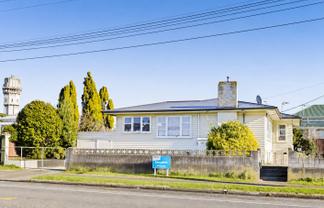61 Collins Street, Hawera