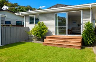 6 Cluny Road, Plimmerton