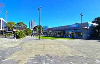 Takapuna town square retail