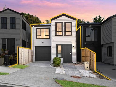 5 Puhakehake Place, Flat Bush
