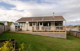 83 Fraser Drive, Feilding