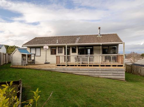 83 Fraser Drive, Feilding