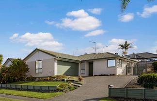 38 Kath Hopper Drive, Orewa