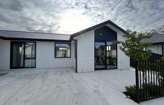 5 Mackie Mews, Mosgiel