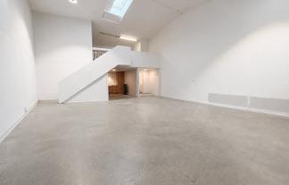 POLISHED CONVERTED WAREHOUSE
