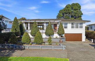 143 Riddell Road, Glendowie