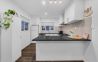 20 Warbler Crescent, Papakura