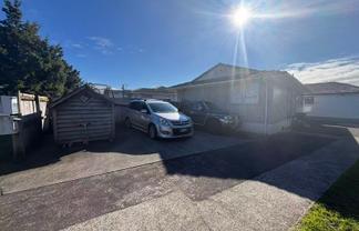 24 Tabitha Crescent, Henderson