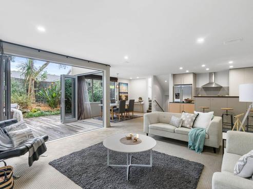 77D Namata Road, One Tree Hill