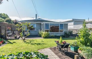 4 Kiwi Road, Raumati Beach