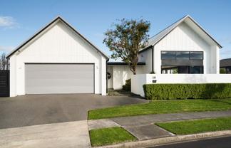 16 St Thomas Avenue, Pyes Pa