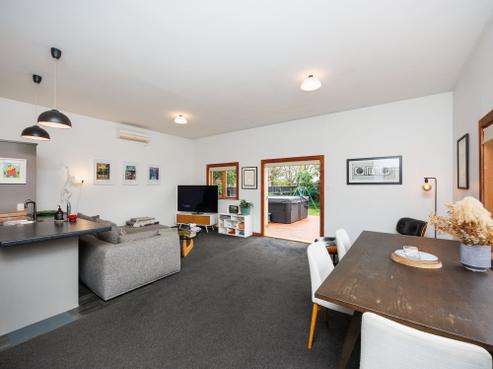 14 Rangitane Street, Palmerston North Central