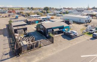 Freehold land, buildings and business, all in one!