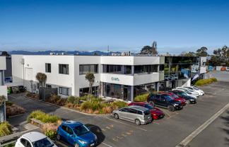 First floor office on Wairakei Road