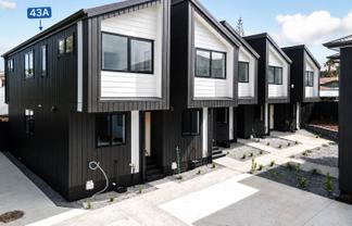 43A Bodi Place, Te Atatu South