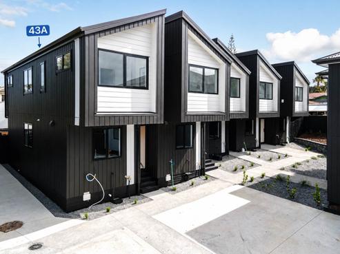 43A Bodi Place, Te Atatu South