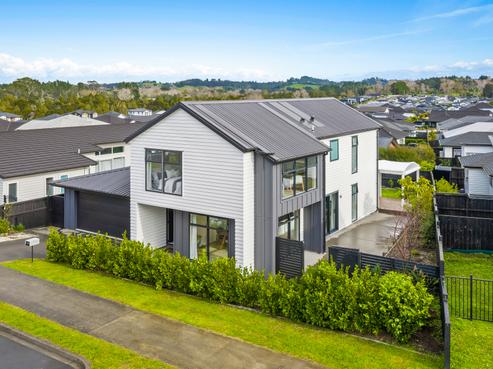 48 Henry Tayler Rise, Wainui