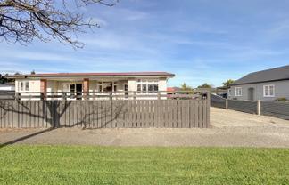 9  Grange Street, Winton