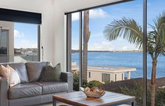 5 Bucklands Beach Road, Bucklands Beach