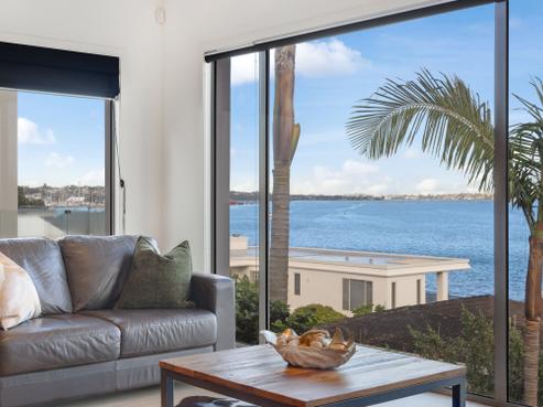 5 Bucklands Beach Road, Bucklands Beach
