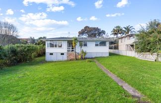 15A Kelwyn Road, Kelston
