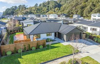 10 Hopkirk Avenue, Wallaceville
