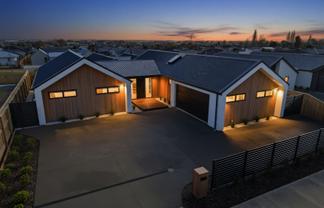 10 Paton Road, Hope