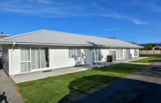 C/9 Victoria Street , Carterton