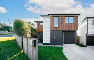 2A Marina Road, Torbay