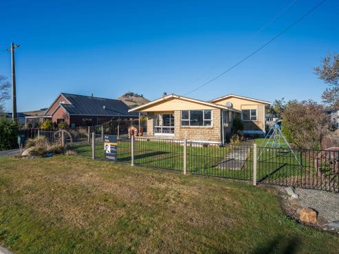 16 Burraness Street, Palmerston