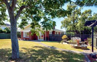 17 Lipscombe Avenue, Papatoetoe