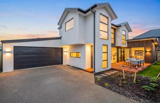 32A Hawthorne Street, Strowan