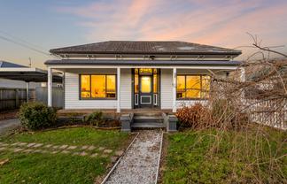 47 Sullivan Avenue, Woolston