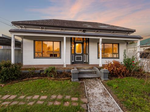 47 Sullivan Avenue, Woolston