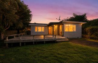 1 Titoki Road, Raumati Beach