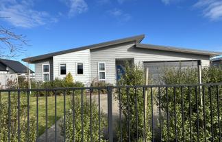 11 Racecourse Terrace Rise, Hokitika
